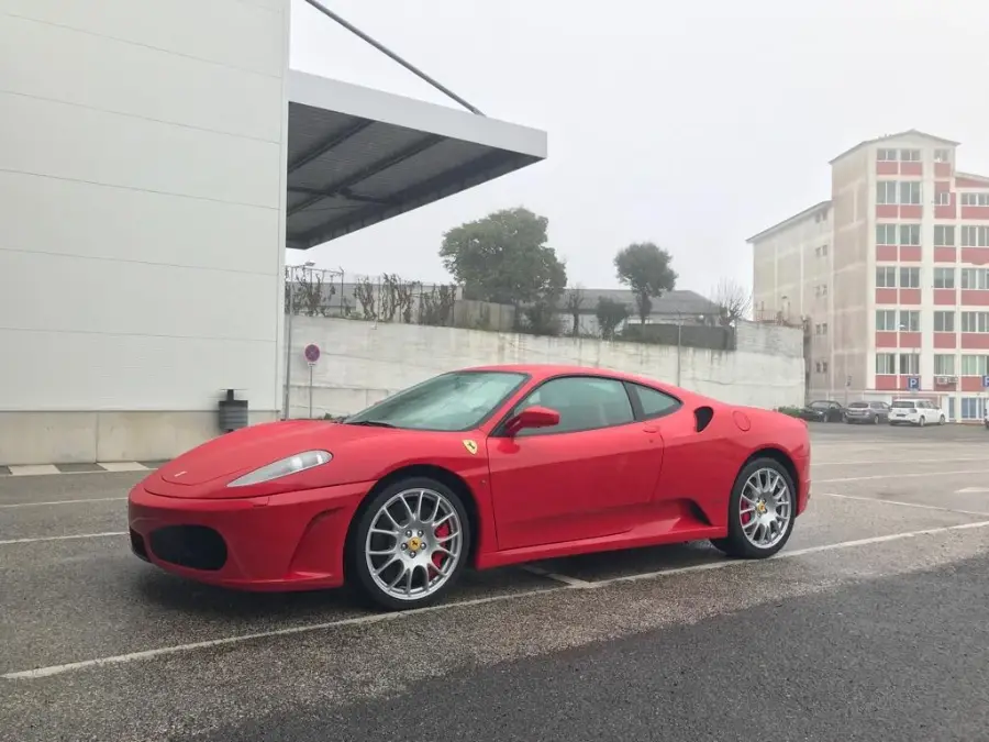 Ferrari legalizado pela Legaliza na Hora